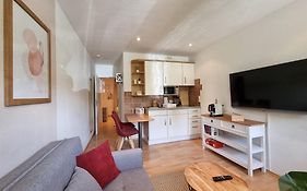 Charysma - Landhausstil, Terrasse, Parkplatz